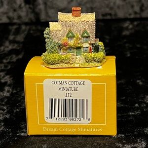 Lilliput Lane - Cotman Cottage Miniature - Dream Miniatures Collection
